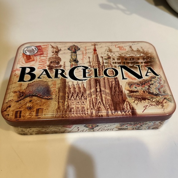 BARCELONA HINGED PEANUT NOUGAT TIN SOUVENIR STORAGE TRINKETS 8” EMPTY—NO CANDY - Picture 7 of 13